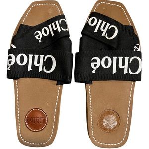 Chloe logo slide sandals black